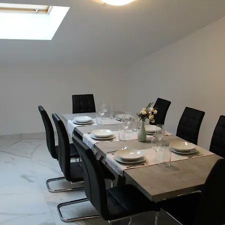 Apartament Casa Rados