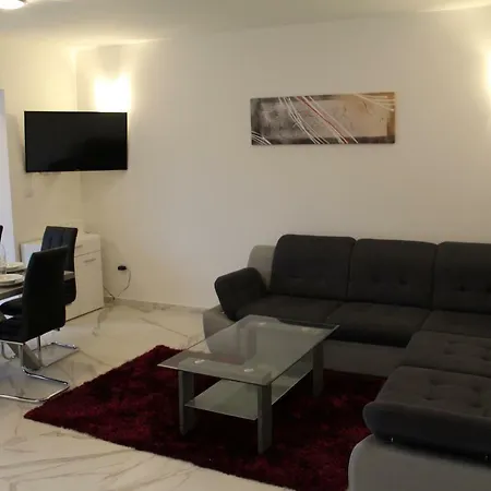 Apartment Casa Rados